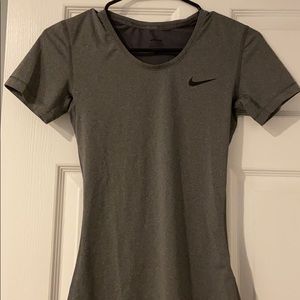 nike pro grey short sleeve